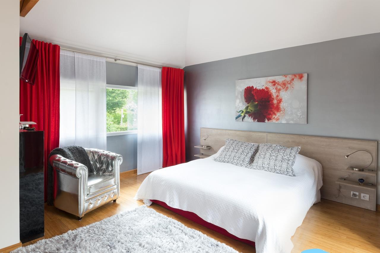 Les Deux Chenes Bed and Breakfast La Chapelle-Sur-Erdre Eksteriør billede