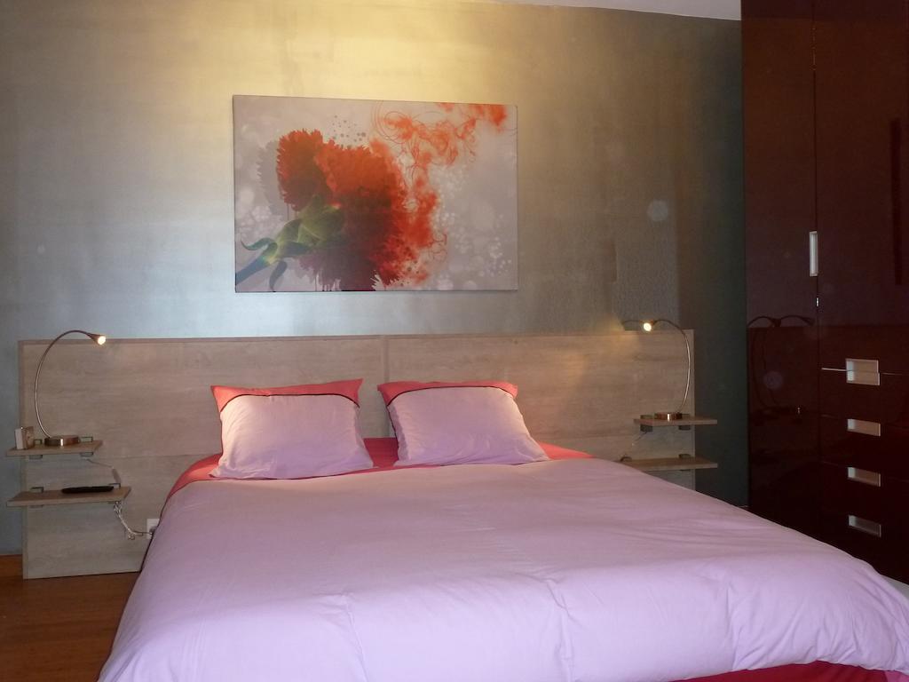 Les Deux Chenes Bed and Breakfast La Chapelle-Sur-Erdre Værelse billede